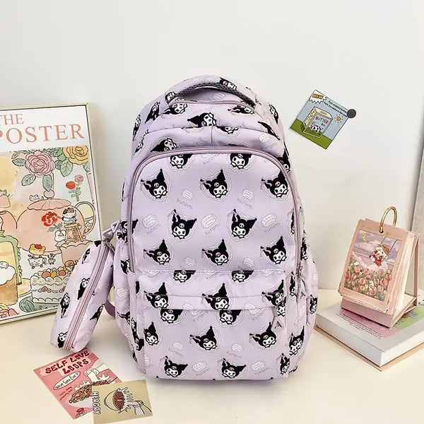 Mochila Impermeable + Estuche “Sanrio”. 45x31x13Cms