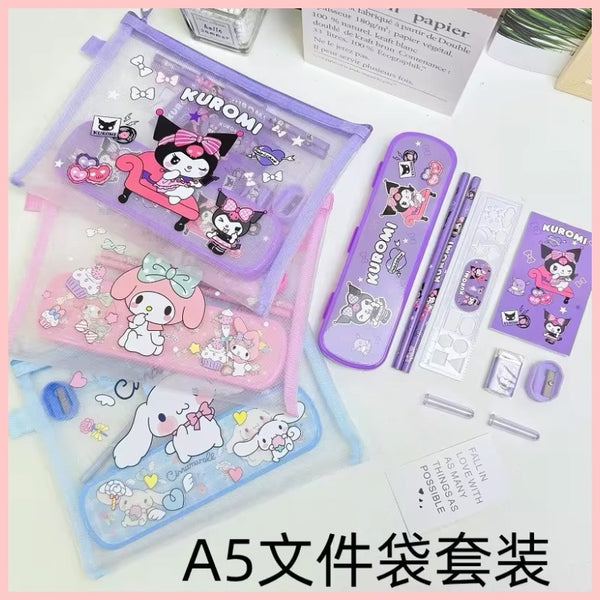 Set Papelería + Estuche “Sanrio”