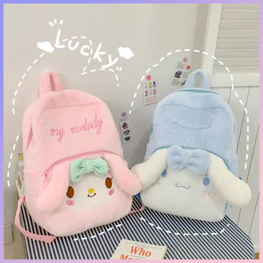 Mochila Felpuda “Sanrio”. 40x37x13Cms