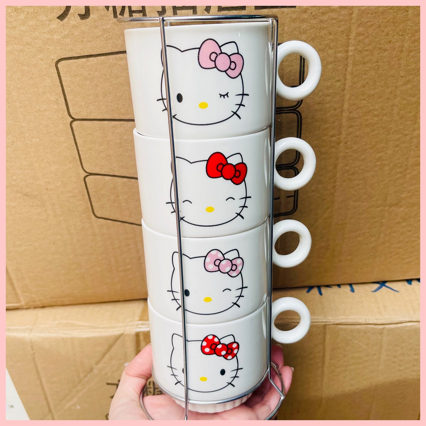 Set 4 Tazas “Hello Kitty”. 300ml c/u