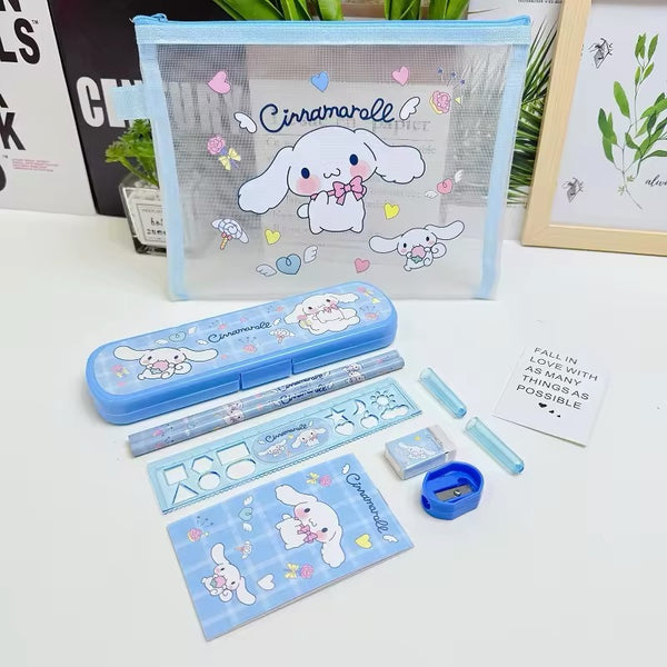 Set Papelería + Estuche “Sanrio”