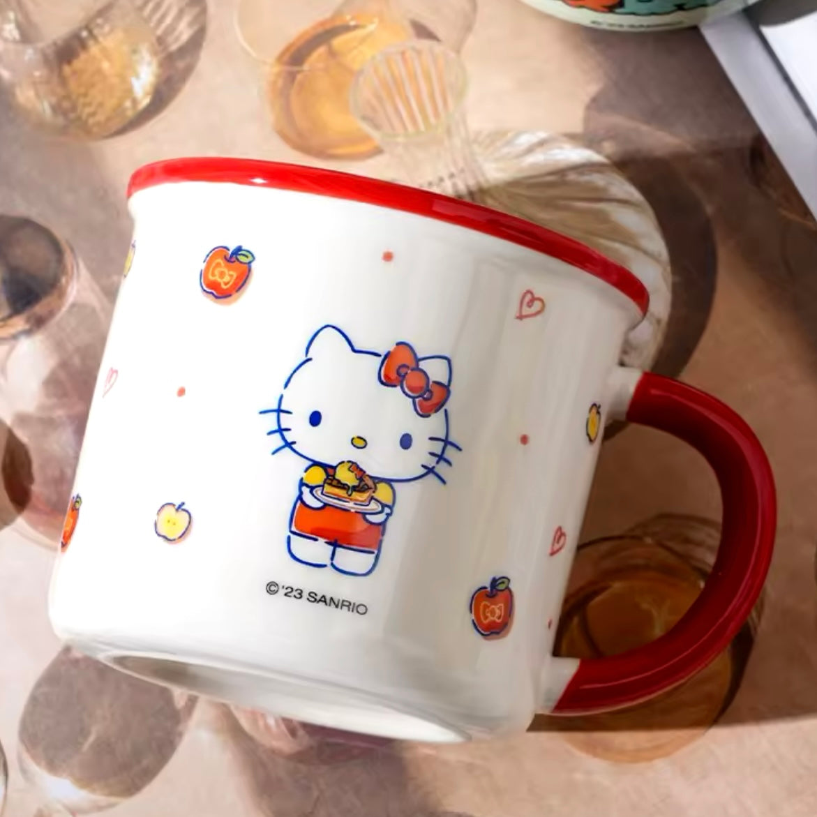 Taza “Sanrio”. Material Cerámica, 350ml