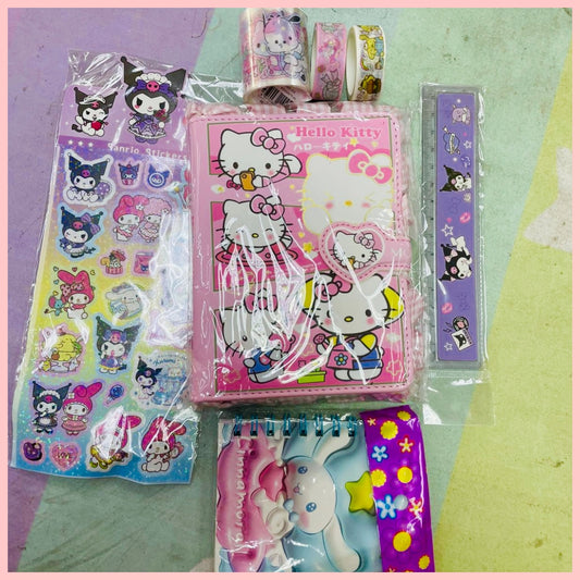 Set libreta + Productos de Papelería “Hello Kitty Sanrio”